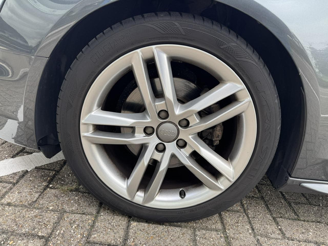 Foto 2 van Audi A4 Avant 1.8 TFSI Pro Line S Automaat |  Trekhaak | Navi |Cruise C. | Trekhaak | Xenon | goed o