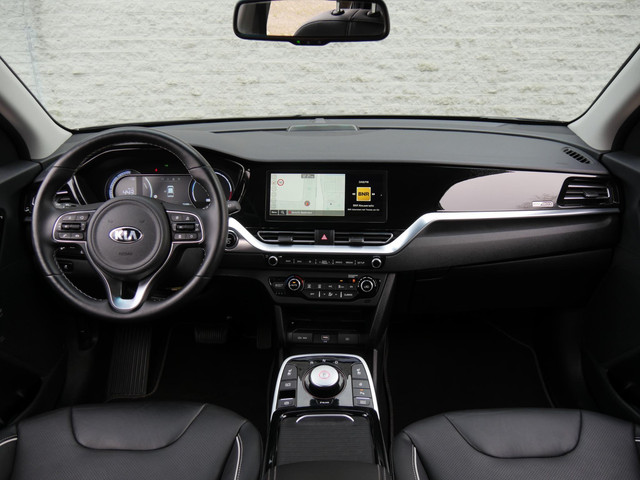 Foto 7 van Kia e-Niro 64kWh EXECUTIVELINE/ SCHUIFDAK/ TREKHAAK/ LEER/ SOH 96%