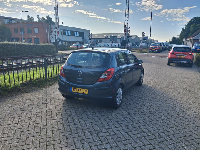 Foto 5 van Opel Corsa 1.2-16V Enjoy 5 deurs automaat 91000km ALLINPRIJS