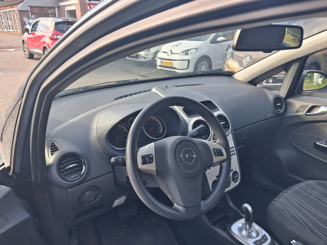 Foto 4 van Opel Corsa 1.2-16V Enjoy 5 deurs automaat 91000km ALLINPRIJS
