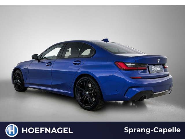 Foto 7 van BMW 3-serie 330e M Sport | Schuifdak | Laser | Autopilot | Camera | Memory Stoelen