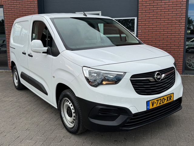 Foto 5 van Opel Combo 1.6D L1H1 Airco Carplay Cruise Edition