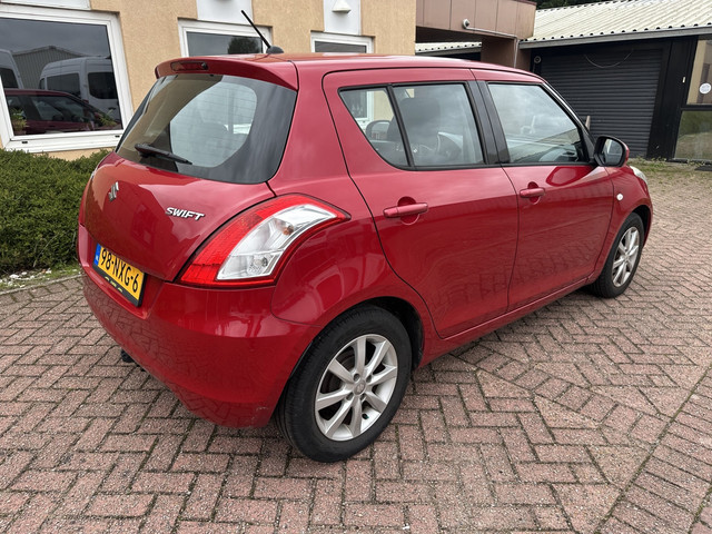 Foto 4 van Suzuki Swift 1.2 Comfort EASSS AIRCO EL RAM NAP DEALER OH
