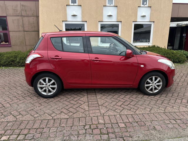 Foto 6 van Suzuki Swift 1.2 Comfort EASSS AIRCO EL RAM NAP DEALER OH