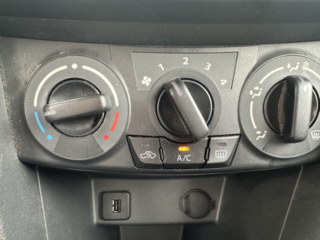 Foto 8 van Suzuki Swift 1.2 Comfort EASSS AIRCO EL RAM NAP DEALER OH