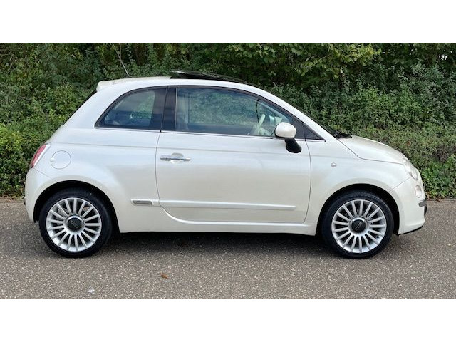 Foto 6 van Fiat 500 1.2 Lounge l Panodak l Bruin Leder l Parelmoerwit l NAP l