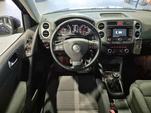 Volkswagen Tiguan 1.4 TSI Sport&Style Navigatie | Sensoren | Trekhaak | Cruise | Clima