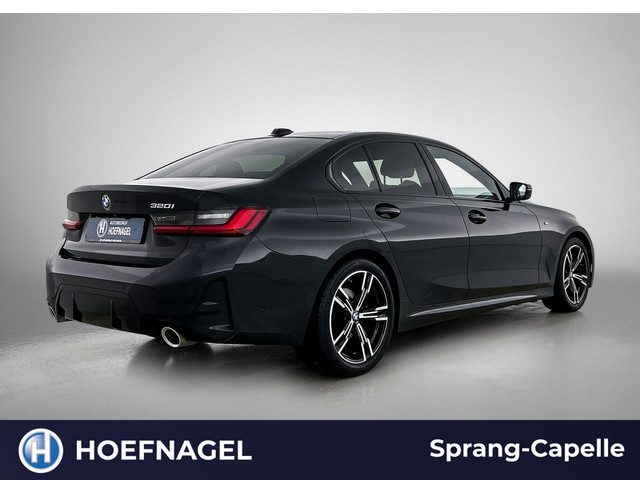 Foto 9 van BMW 3-serie 320i M Sport | Schuifdak | Camera | HeadUp Display | Stoelverwarming | Memory Stoelen