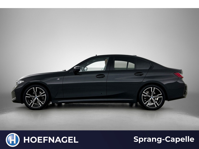 Foto 2 van BMW 3-serie 320i M Sport | Schuifdak | Camera | HeadUp Display | Stoelverwarming | Memory Stoelen
