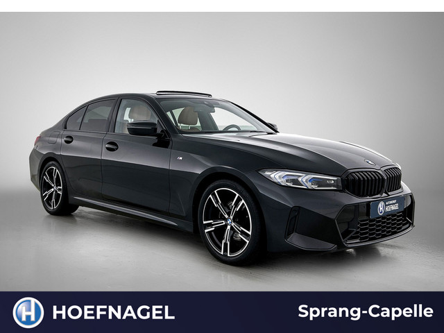 Foto 5 van BMW 3-serie 320i M Sport | Schuifdak | Camera | HeadUp Display | Stoelverwarming | Memory Stoelen