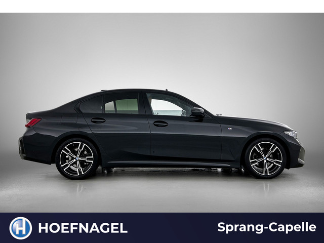 Foto 8 van BMW 3-serie 320i M Sport | Schuifdak | Camera | HeadUp Display | Stoelverwarming | Memory Stoelen