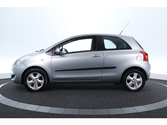 Foto 4 van Toyota Yaris 1.3 VVTi Luna |CRUISE|CLIMA|LM VELGEN 14''|ELK.PAKKET