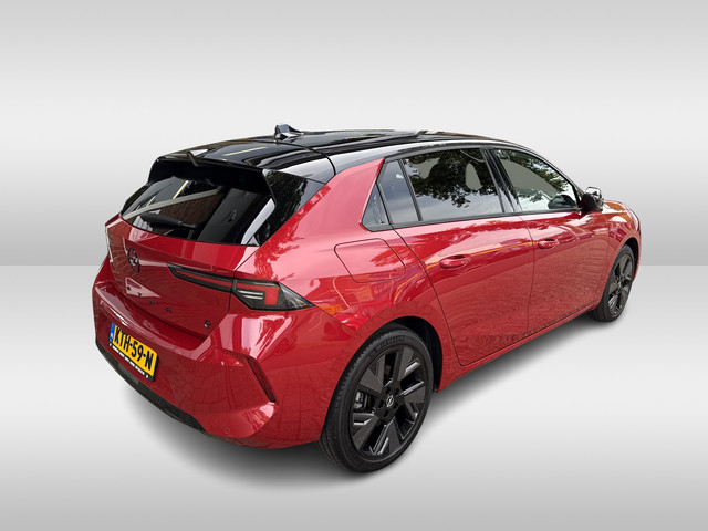 Foto 2 van Opel Astra Electric 54 kWh GS | SOH 94.3% | stoelverwarming | stuurverwarming | schuifkanteldak | ap