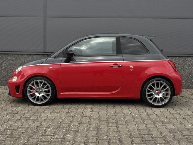 Foto 9 van Fiat 500 1.4 T-Jet Abarth Competizione 70th Anniversary - Monza - Carbon - Carplay - Schuif/Kantelda