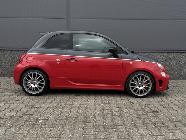 Foto 6 van Fiat 500 1.4 T-Jet Abarth Competizione 70th Anniversary - Monza - Carbon - Carplay - Schuif/Kantelda