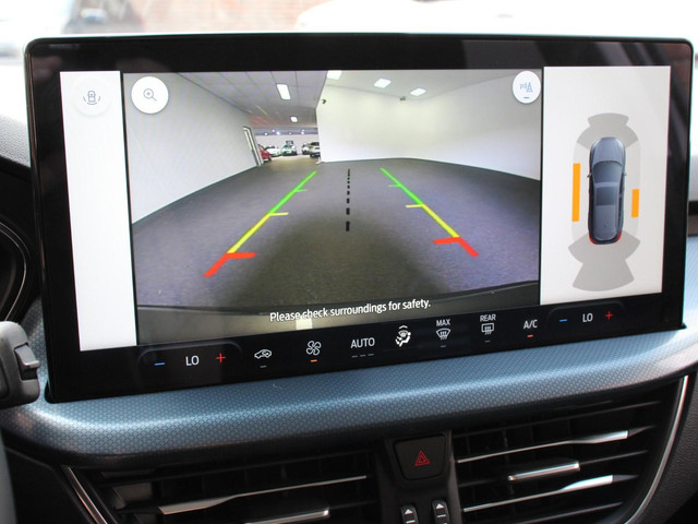 Foto 2 van Ford Focus Wagon 1.0 EcoBoost 155pk Hybrid Active X Automaat Adaptive Cruise Control met Stuurhulp C