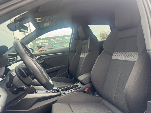 Foto 7 van Audi A3 Sportback 30 TFSI Business edition