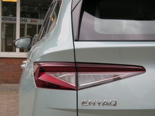 Foto 4 van SKODA ENYAQ 60 FIRST EDT. / soh 94% / Trekhaak / Stoel&stuurverw. / Camera / BOVAG garantie