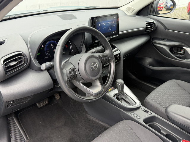 Foto 2 van Toyota Yaris Cross 1.5 Hybrid 115 Active Limited Parkeersensoren Camera Cruise Carplay