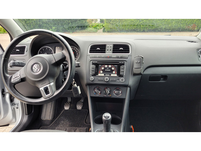 Foto 3 van Volkswagen Polo 1.2 TSI BlueMotion Comfortline (bj 2013)