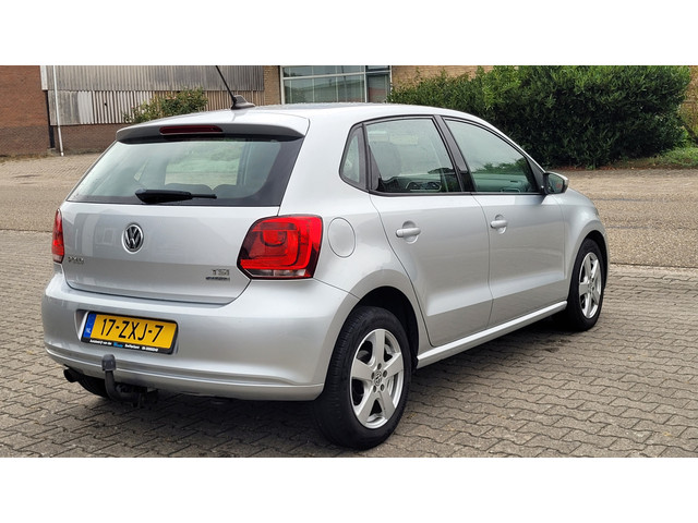 Foto 9 van Volkswagen Polo 1.2 TSI BlueMotion Comfortline (bj 2013)