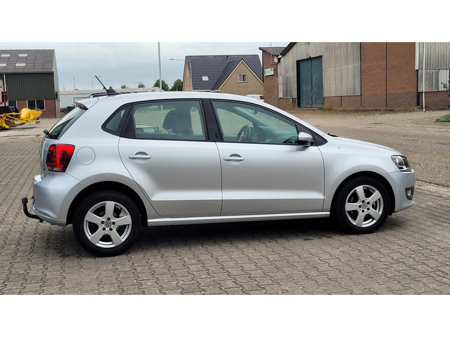 Foto 10 van Volkswagen Polo 1.2 TSI BlueMotion Comfortline (bj 2013)