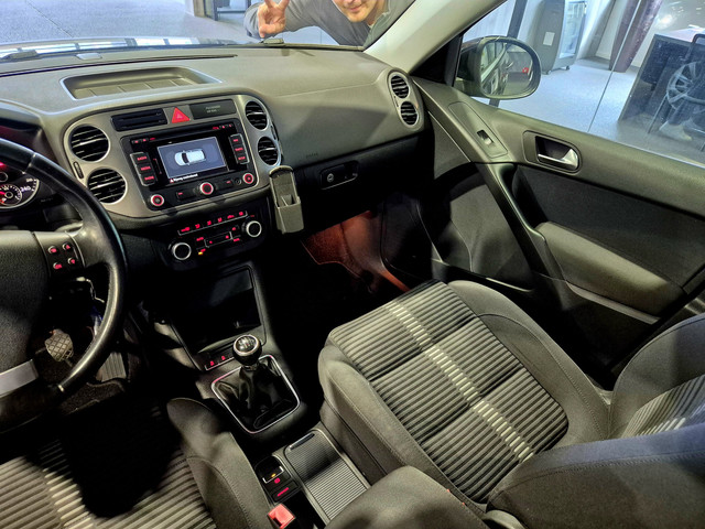 Foto 9 van Volkswagen Tiguan 1.4 TSI Sport&Style Navigatie | Sensoren | Trekhaak | Cruise | Clima