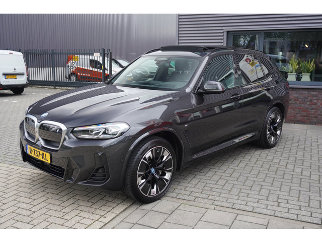 Foto 9 van BMW IX3 High Executive 80 kWh SOH 93,4% / M Sport / Pano / Leder / HUD / Memory / 360 Camera