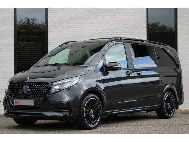 Foto 10 van Mercedes-Benz V-Klasse 300d / AMG / Exclusive / 4-Matic / 7-Pers / Pano / Luchtv / Elec Stoel voor+a