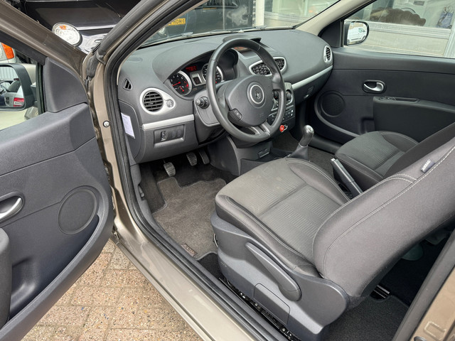 Foto 5 van Renault Clio 1.2 Collection/Apk/Cruise Control/Airco/Nap/Mooie Auto/ Voll!