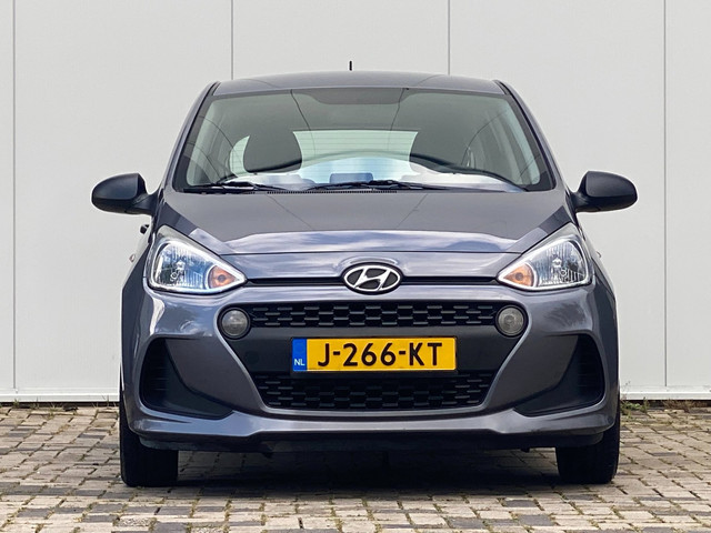Foto 9 van Hyundai I10 1.0i i-Motion Comfort 5 DEURS AIRCO NIEUWE DISTRIBUTIE KETTING
