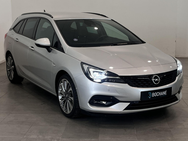Foto 6 van Opel Astra Sports Tourer 1.4 Ultimate  | Automaat | Trekhaak | Apple Carplay & Android Auto | Front