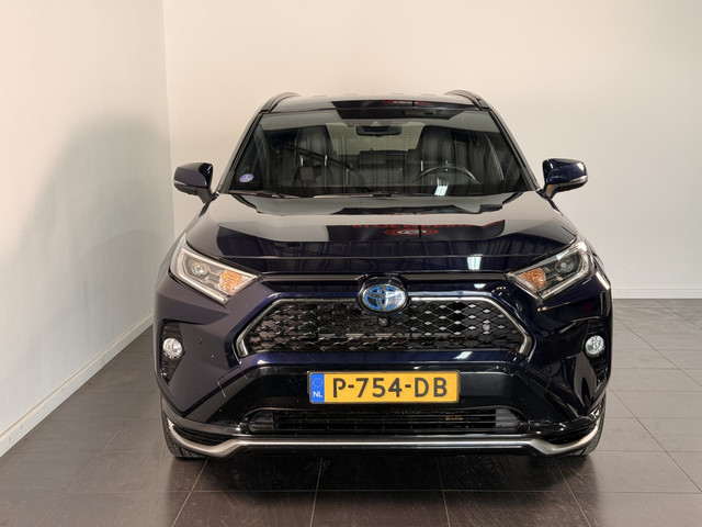 Foto 5 van Toyota RAV4 2.5 Plug-in Hybrid AWD Style | Carplay | JBL | Trekgewicht 1.500 KG | Alarm |