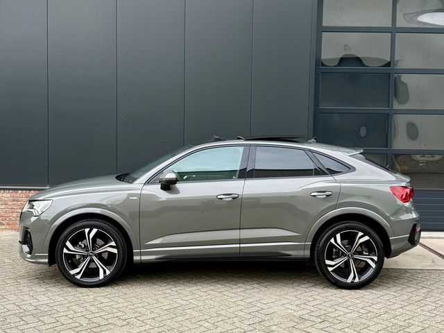 Foto 3 van Audi Q3 SPORTBACK 35 TFSI S-Line 150 pk Blackstyle/pano/Camera/sfeerverlichting