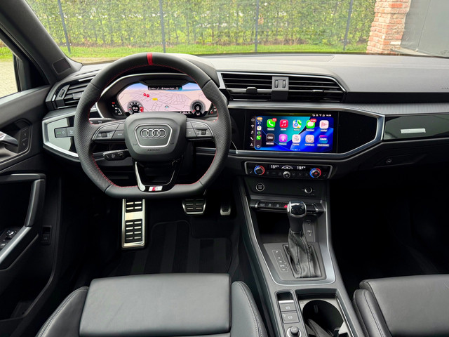 Foto 10 van Audi Q3 SPORTBACK 35 TFSI S-Line 150 pk Blackstyle/pano/Camera/sfeerverlichting