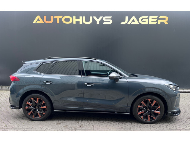 Foto 7 van Cupra Terramar CUPRA Terramar 1.5 TSI e-Hybrid VZ Performance Maxton Pano Keyless Camera 360 Sfeer C