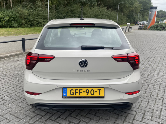 Foto 6 van Volkswagen Polo 1.0 MPI Polo DAB Cruise Control Carplay