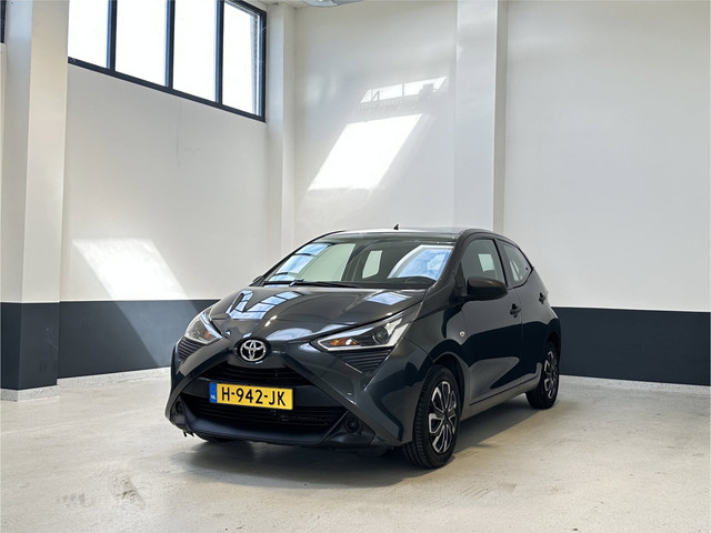Foto 2 van Toyota Aygo 1.0 VVT-i x-fun| NL| 1 Eig | Airco| C.V | Bluetooth |