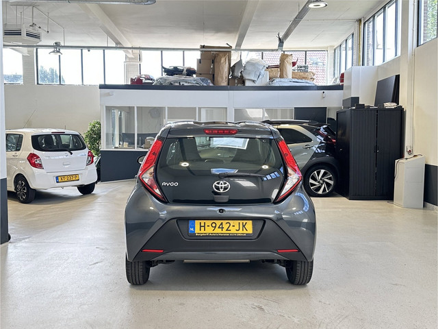 Foto 4 van Toyota Aygo 1.0 VVT-i x-fun| NL| 1 Eig | Airco| C.V | Bluetooth |