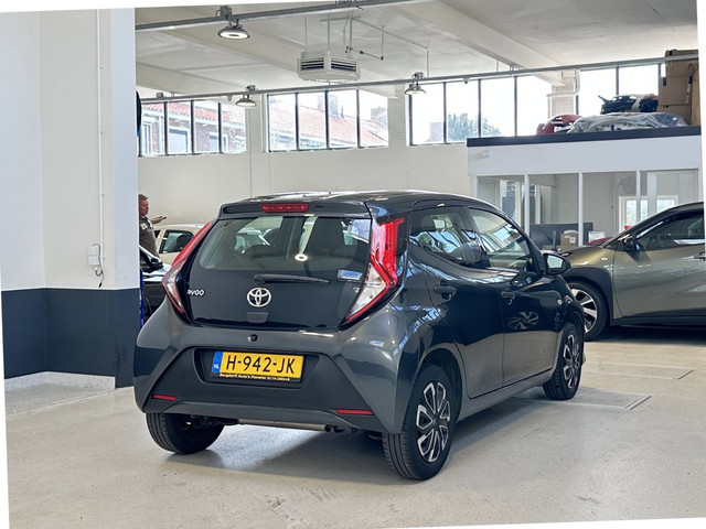 Foto 5 van Toyota Aygo 1.0 VVT-i x-fun| NL| 1 Eig | Airco| C.V | Bluetooth |