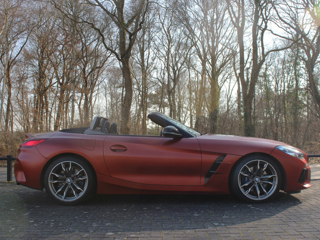 Foto 3 van BMW Z4 Roadster M40i First Edition Frozen Orange (bj 2019)