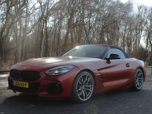 Foto 2 van BMW Z4 Roadster M40i First Edition Frozen Orange (bj 2019)