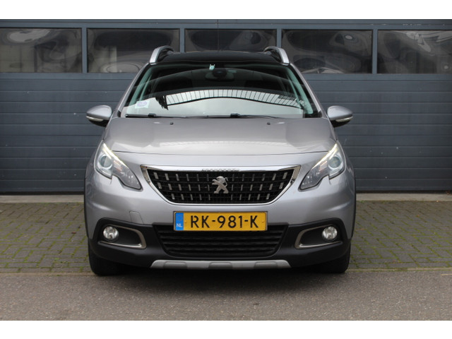 Foto 3 van Peugeot 2008 1.2 PureTech Allure Panodak, Cruise control, Navigatie, Climate contr, Bluetooth