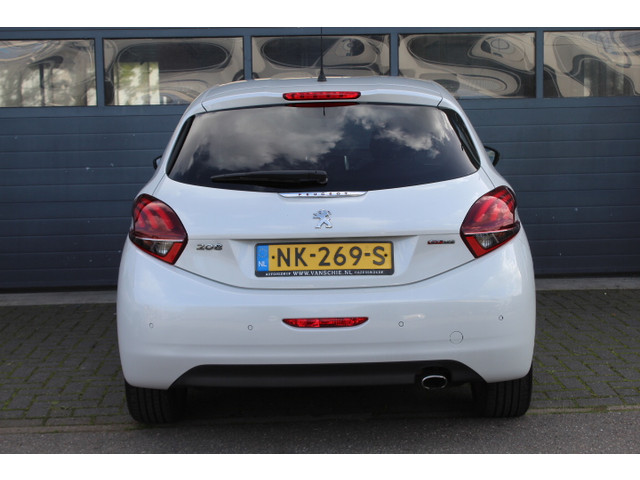 Foto 5 van Peugeot 208 1.2 PureTech GT-line Navigatie, PDC, Climate control, Cruisecontrol, Bluetooth