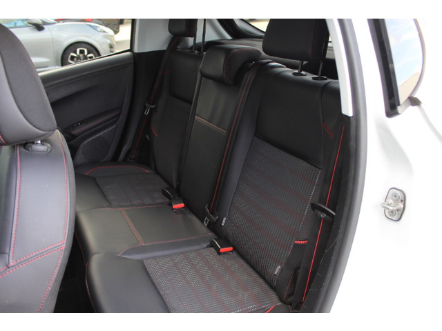 Foto 8 van Peugeot 208 1.2 PureTech GT-line Navigatie, PDC, Climate control, Cruisecontrol, Bluetooth