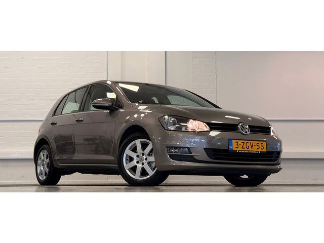 Foto 10 van Volkswagen Golf 1.4 TSI ACT Business Edition Camera Navi Massage Leder Garantie