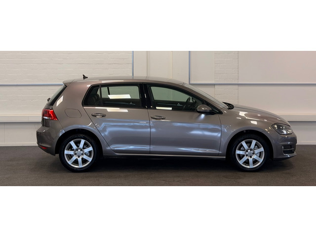 Foto 5 van Volkswagen Golf 1.4 TSI ACT Business Edition Camera Navi Massage Leder Garantie