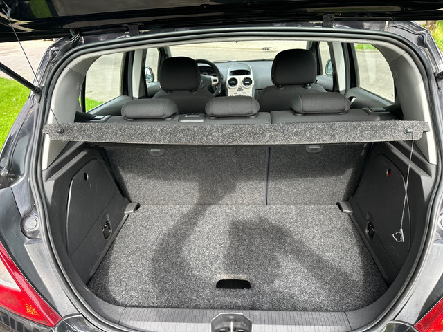 Foto 4 van Opel Corsa 1.2-16V Enjoy