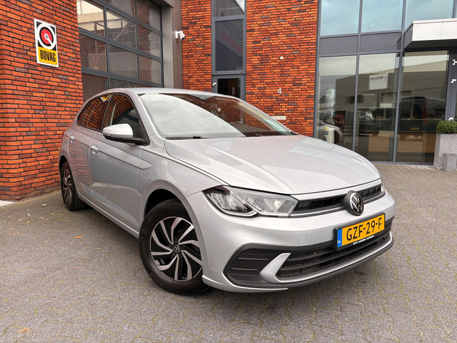 Foto 2 van Volkswagen POLO 1.0 TSI Life Edition | Camera | Cruise Control | Apple CarPlay