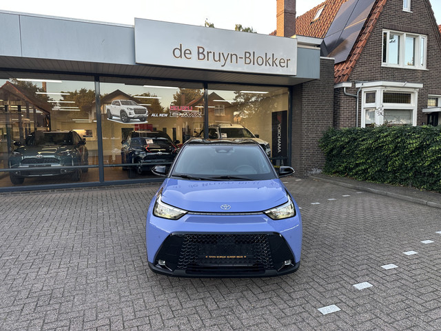 Foto 3 van Toyota Aygo X Hybrid 115 pulse stoelverwarming / keyless start / parkeersensoren voor + achter / Nav